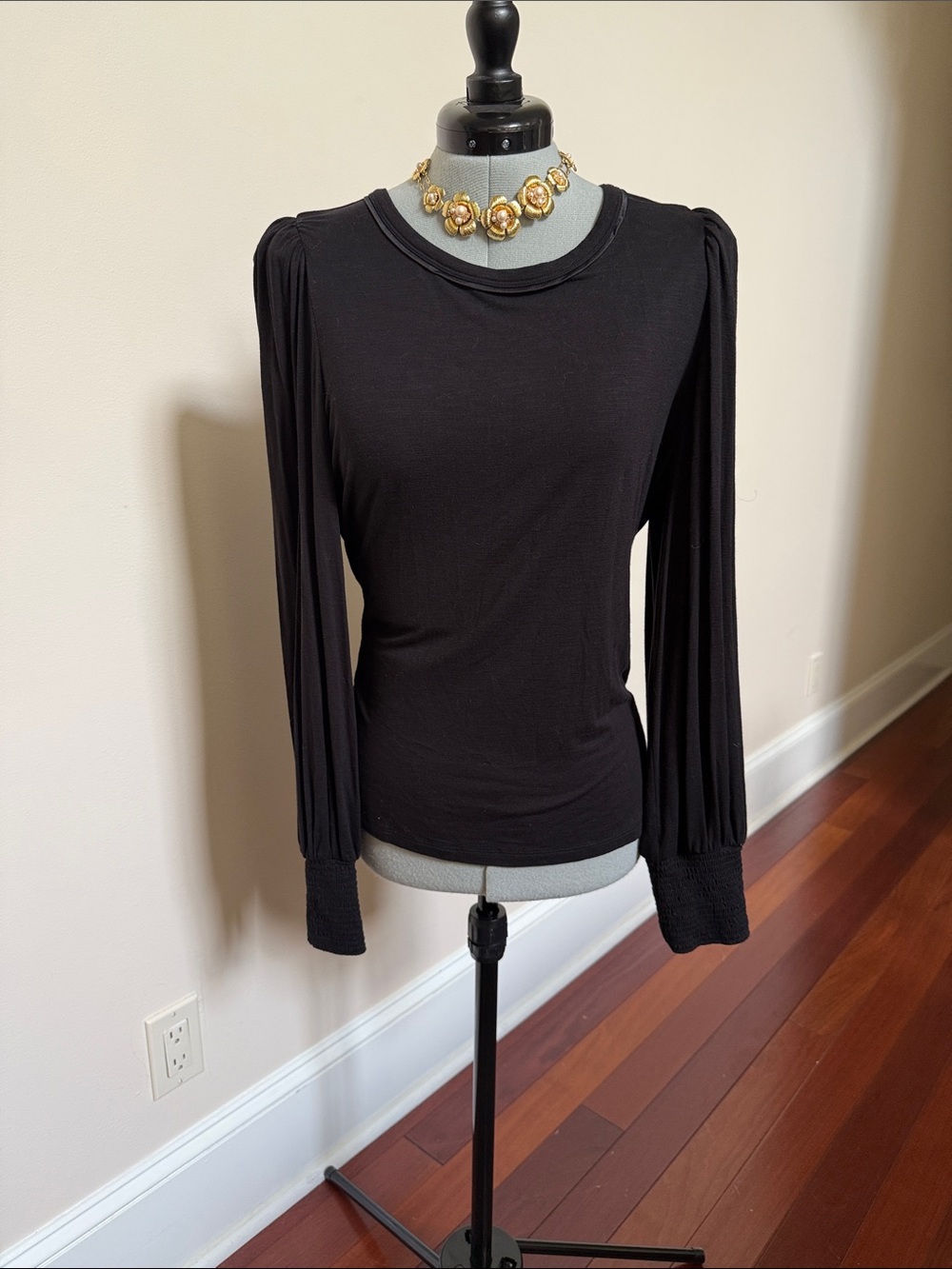 White House Black Market Black Long-Sleeve Puff Shoulder Top